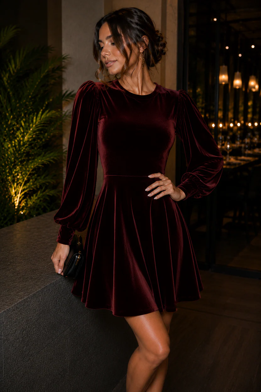 VESTIDO KHLOE VELVET SKATER COLOR A ELECCION - Image 2
